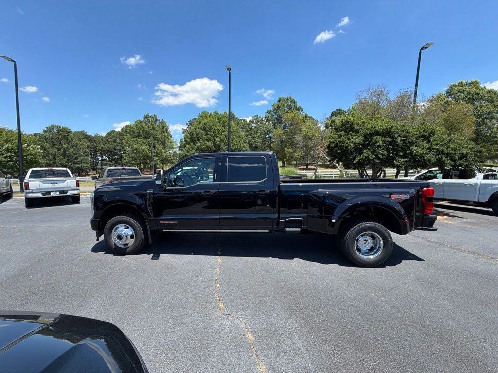 2026 Ford F-350SD Platinum DRW