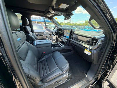 2026 Ford F-350SD Platinum DRW