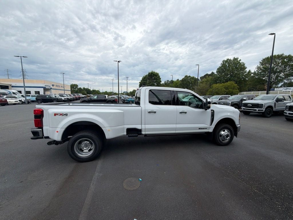 2026 Ford F-350SD Lariat DRW