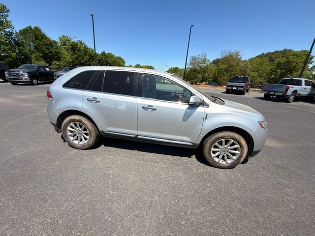 2013 Lincoln MKX Base