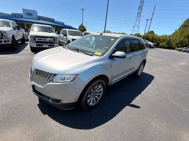 2013 Lincoln MKX Base