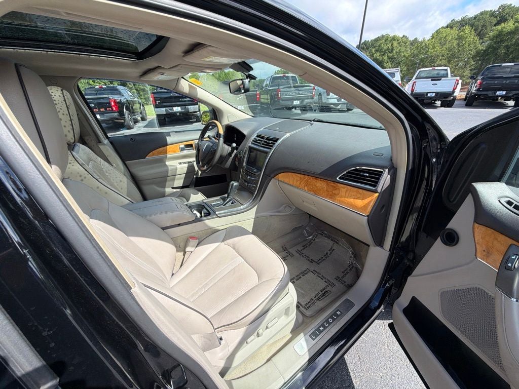 2012 Lincoln MKX Base
