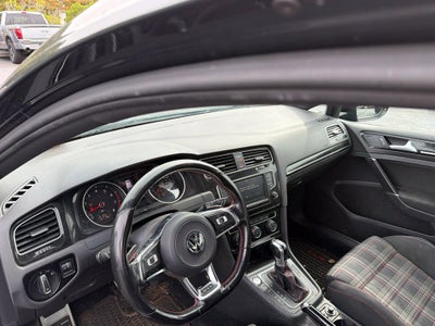 2017 Volkswagen Golf GTI Sport 4-Door