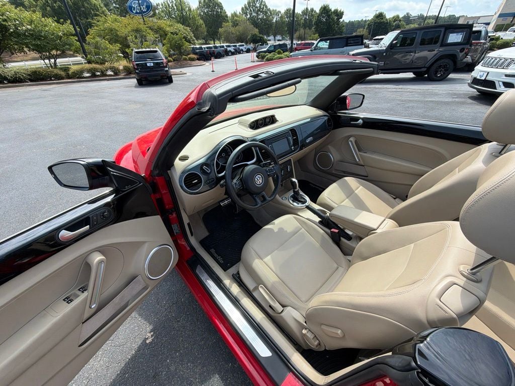 2013 Volkswagen Beetle Base