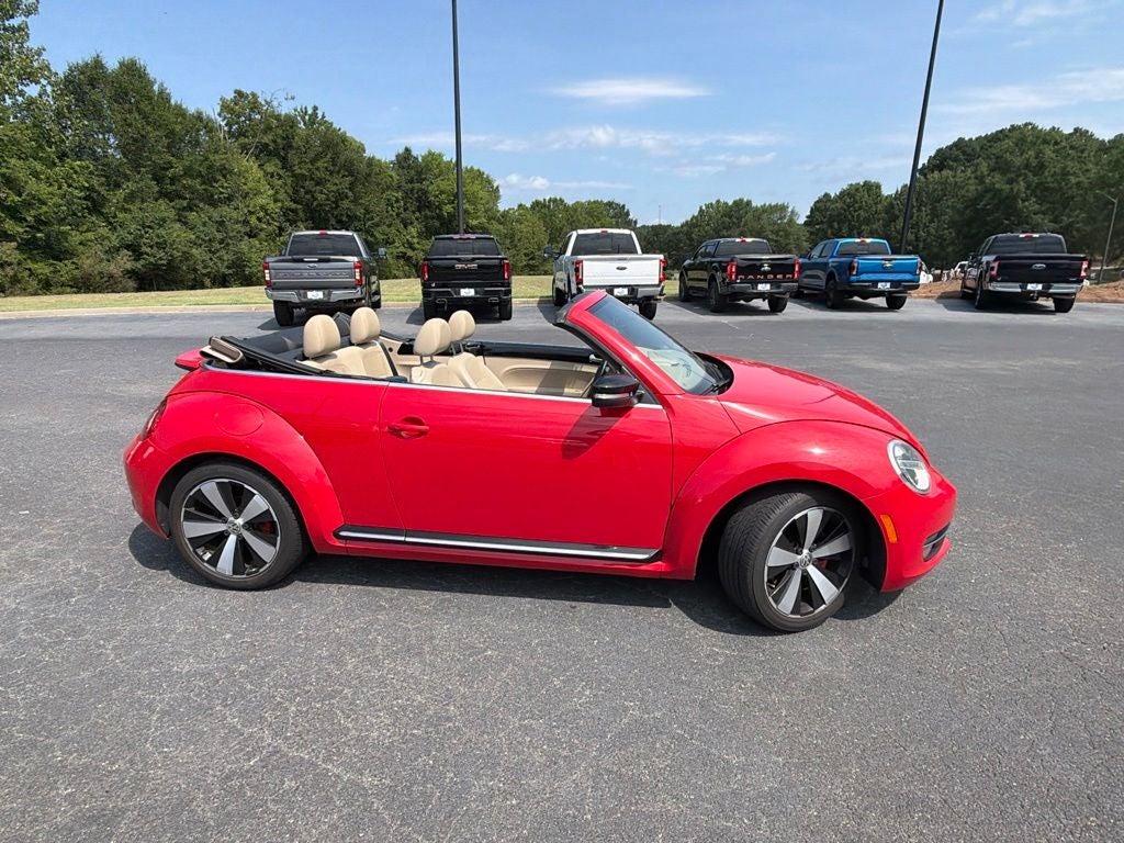 2013 Volkswagen Beetle Base
