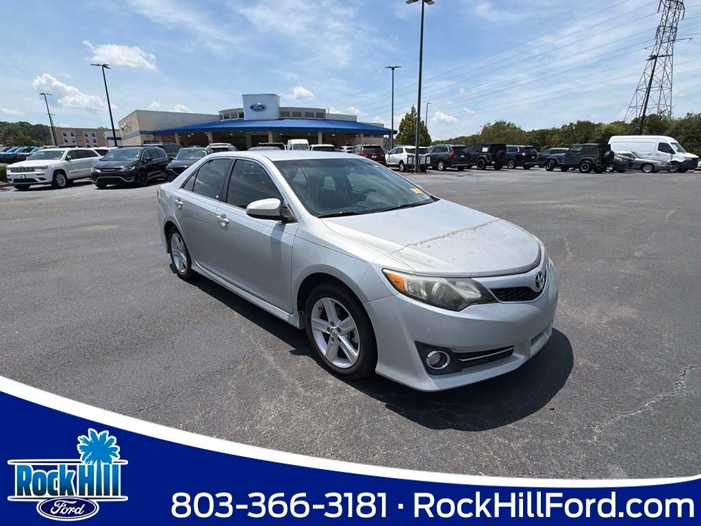 2014 Toyota Camry SE