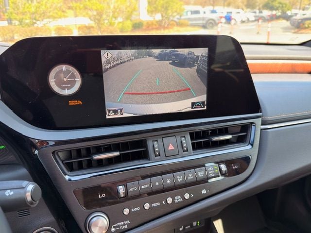 2022 Lexus ES 350