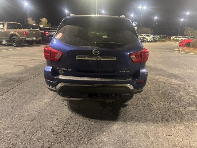 2017 Nissan Pathfinder Platinum