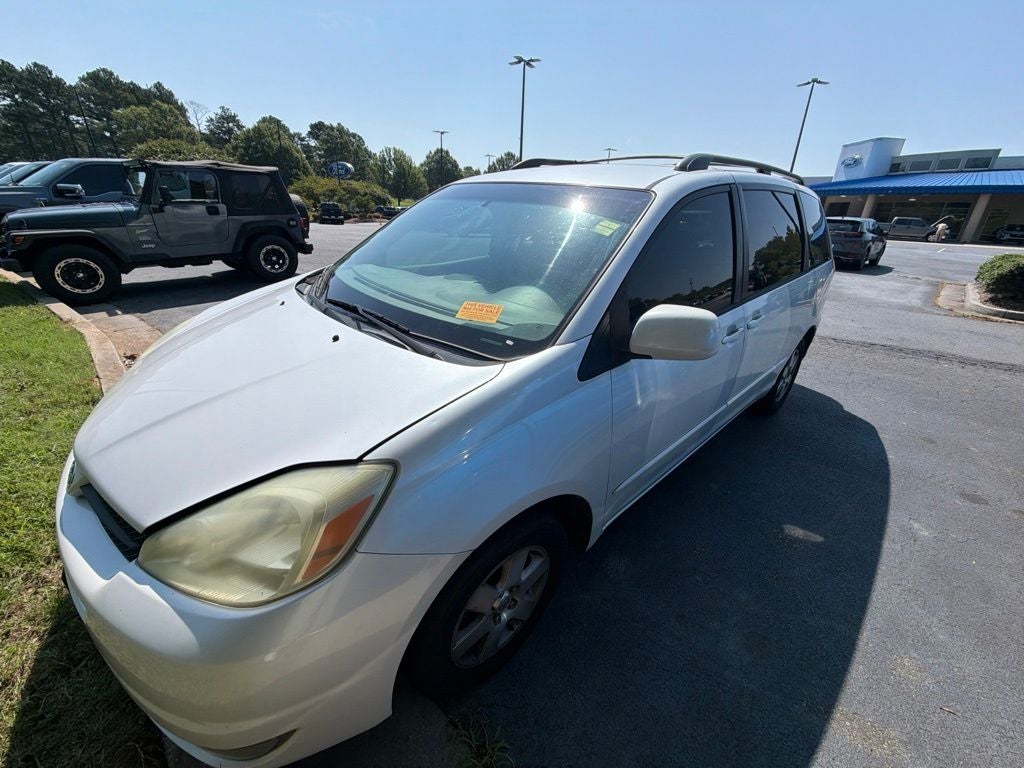 2004 Toyota Sienna XLE