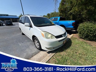 2004 Toyota Sienna XLE