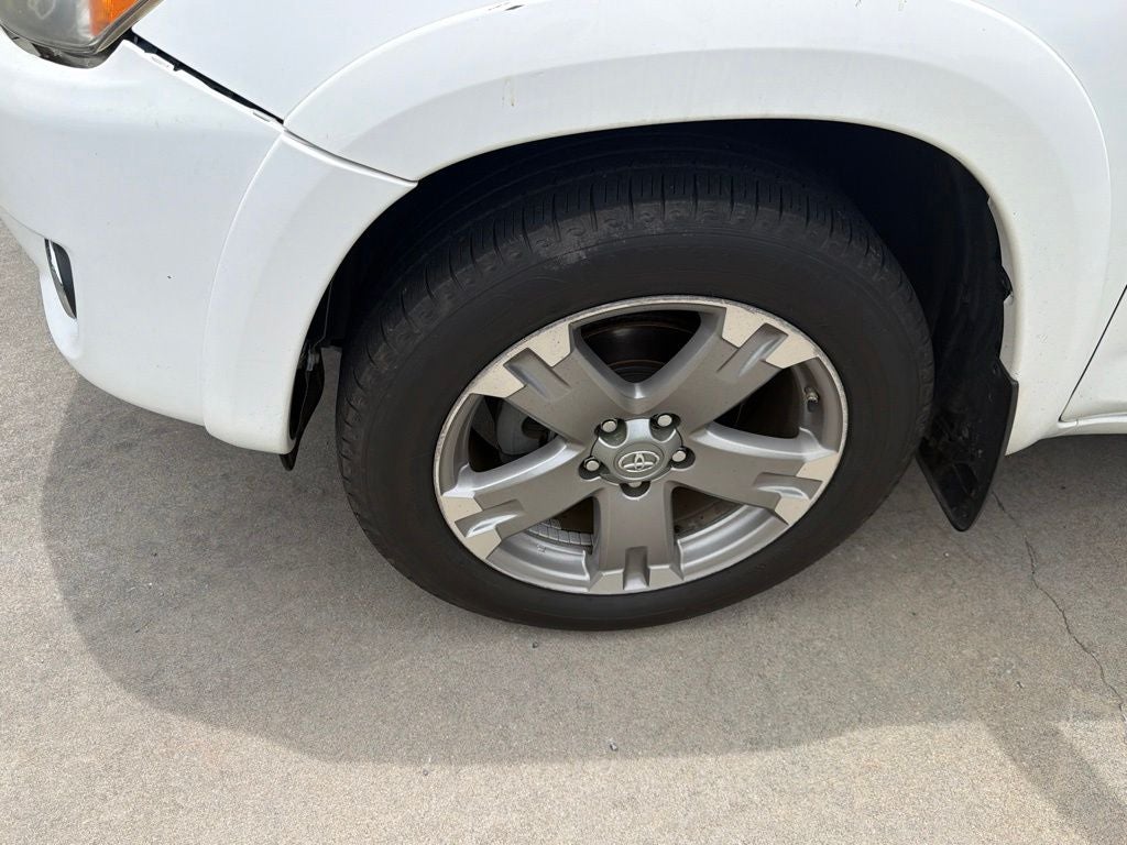 2009 Toyota RAV4 Sport