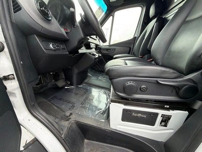 2024 Mercedes-Benz Sprinter 2500 Cargo 144 WB