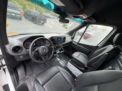 2024 Mercedes-Benz Sprinter 2500 Cargo 144 WB