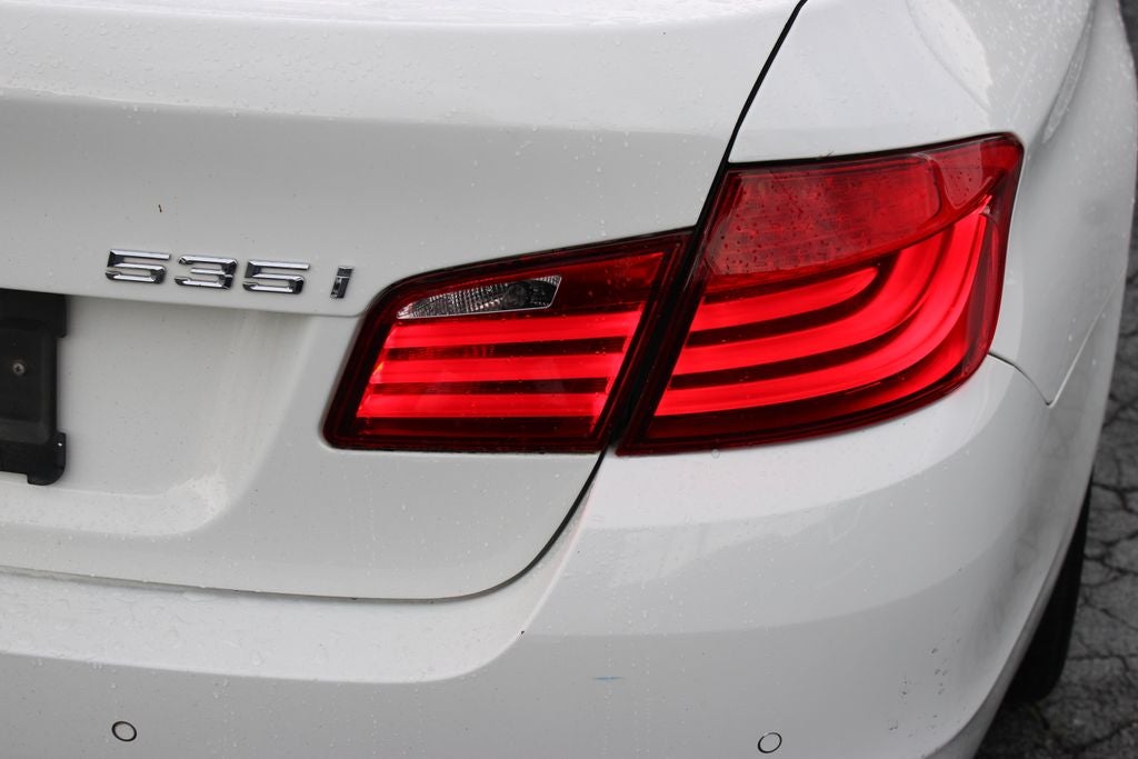 2011 BMW 5 Series 535i