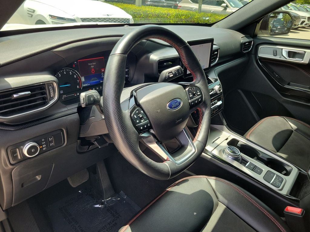 2022 Ford Explorer ST-Line