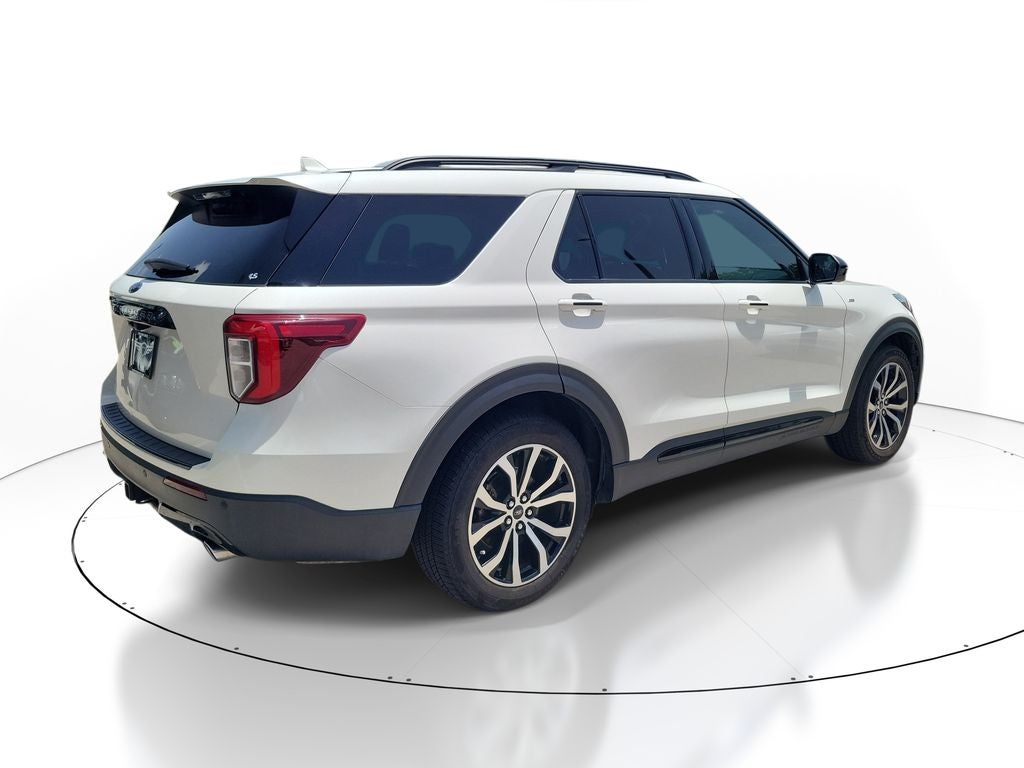 2022 Ford Explorer ST-Line