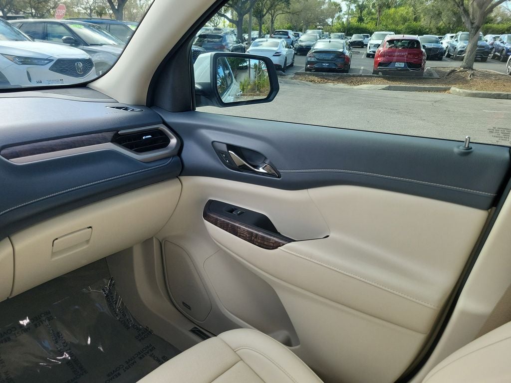 2022 GMC Acadia Denali