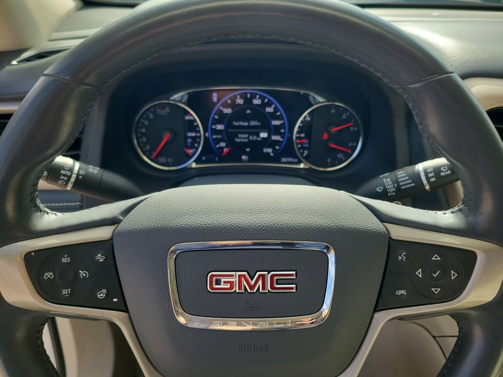 2022 GMC Acadia Denali