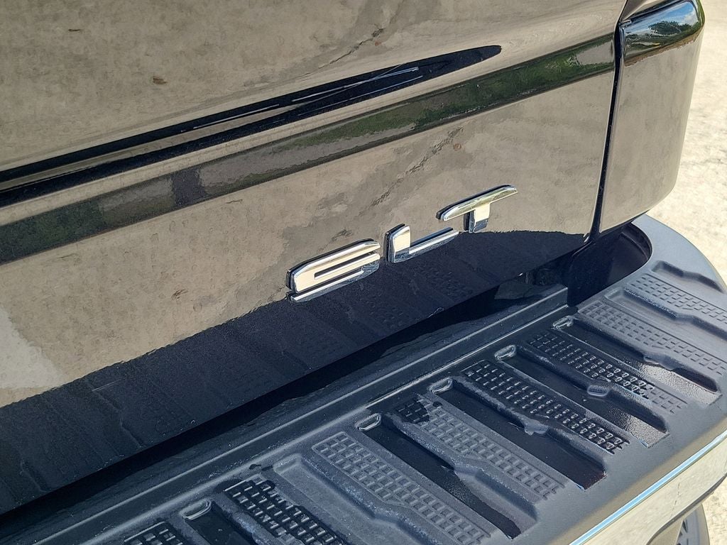 2026 GMC Sierra SLT