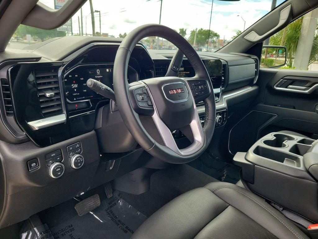 2026 GMC Sierra SLT