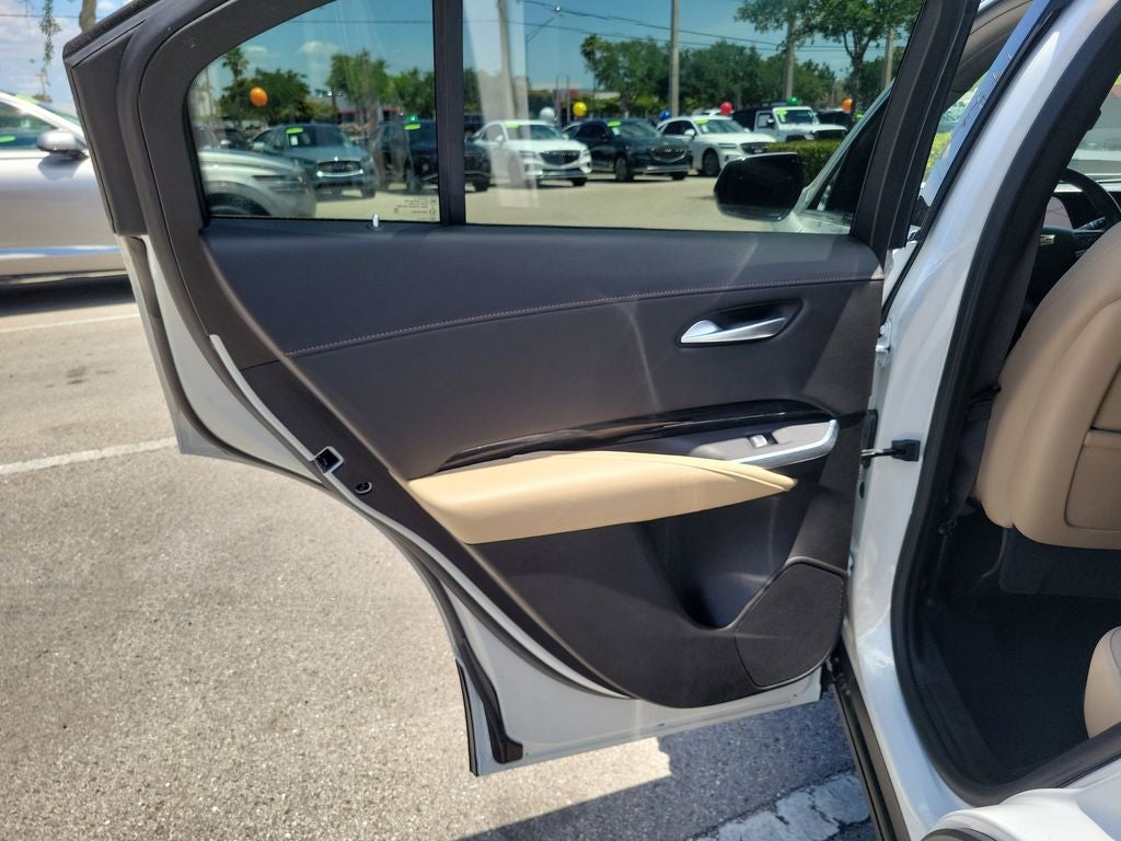 2024 Cadillac XT4 FWD Luxury