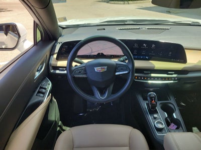 2024 Cadillac XT4 FWD Luxury