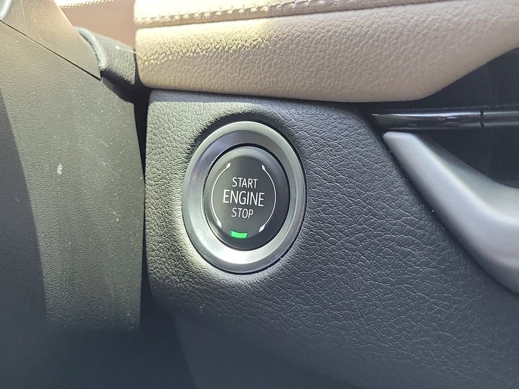 2024 Cadillac XT4 FWD Luxury