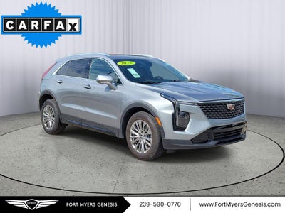 2025 Cadillac XT4 FWD Premium Luxury