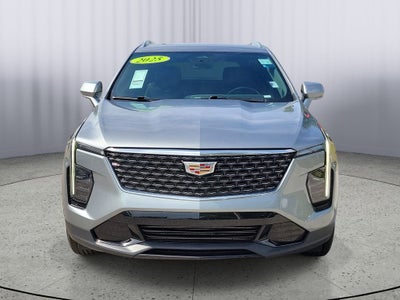 2025 Cadillac XT4 FWD Premium Luxury