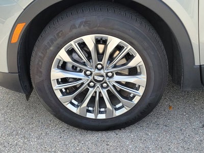 2025 Cadillac XT4 FWD Premium Luxury