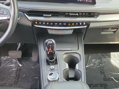 2025 Cadillac XT4 FWD Premium Luxury