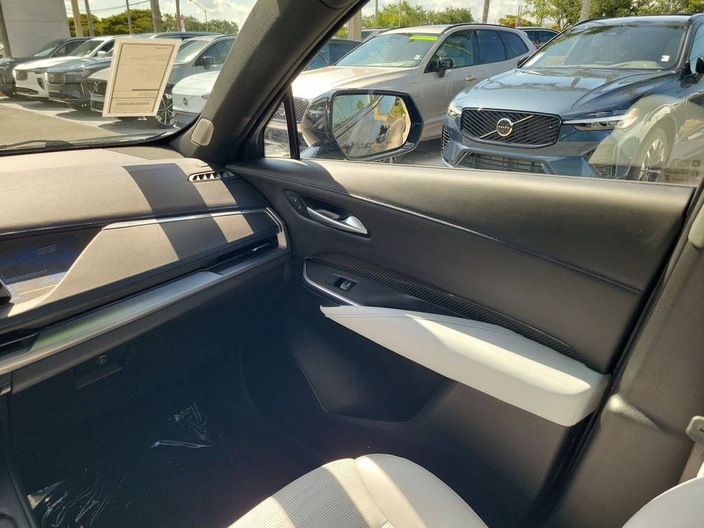 2024 Cadillac XT4 FWD Sport