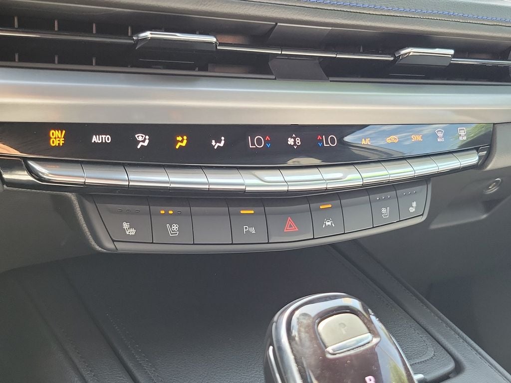 2024 Cadillac XT4 FWD Sport