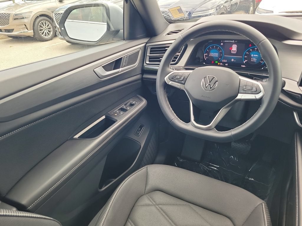 2024 Volkswagen Atlas Cross Sport 2.0T SE w/Technology