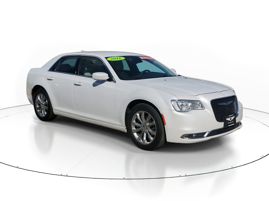2016 Chrysler 300 Limited
