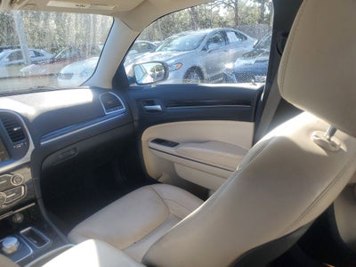 2016 Chrysler 300 Limited