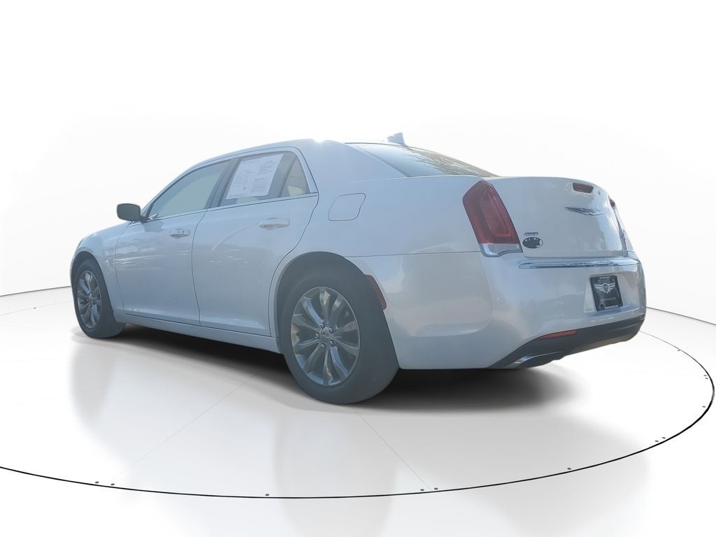 2016 Chrysler 300 Limited