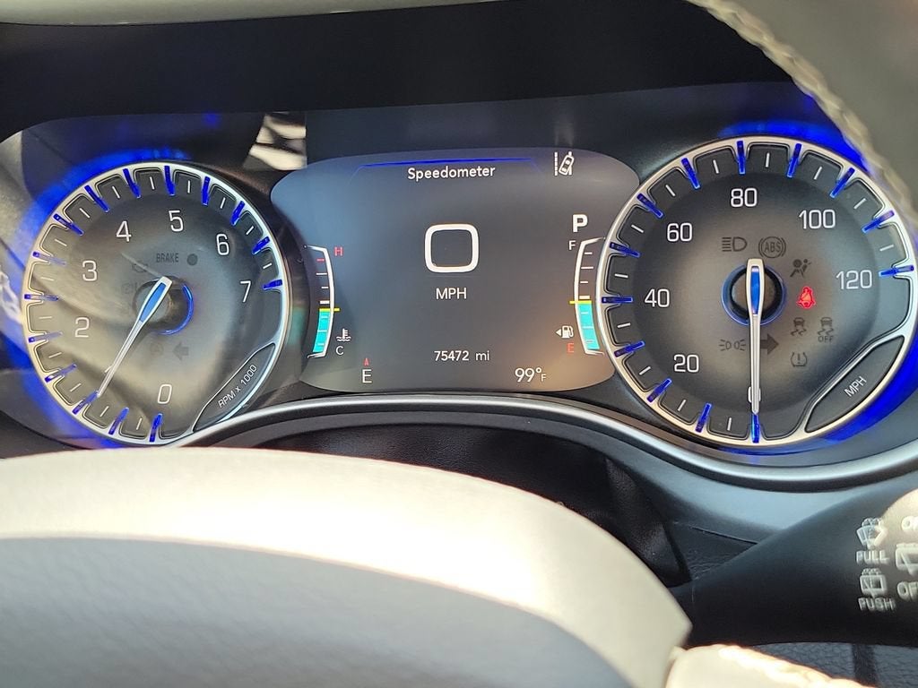 2023 Chrysler Pacifica Touring L