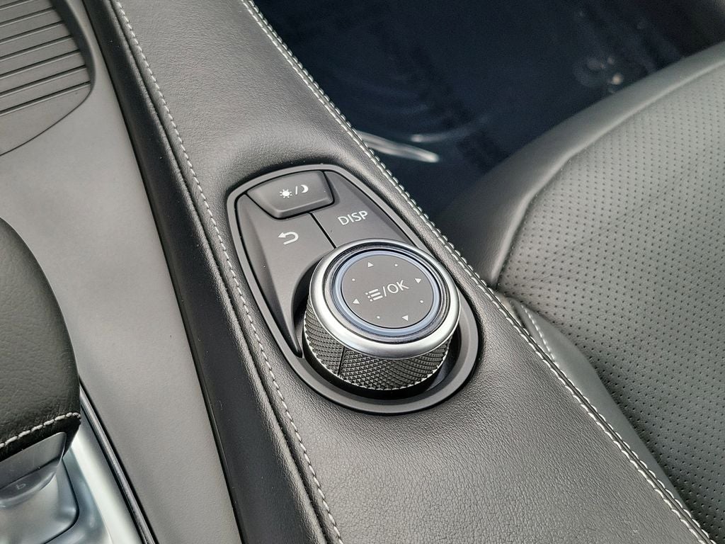 2022 INFINITI QX50 LUXE