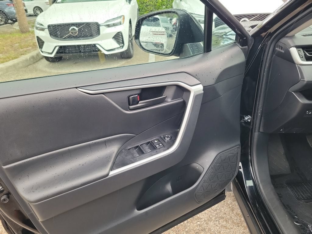 2025 Toyota RAV4 Hybrid Hybrid LE