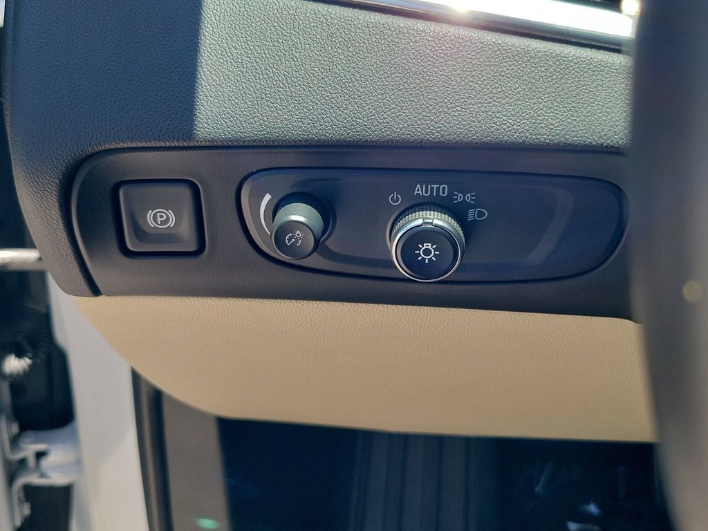 2020 Buick Enclave Essence