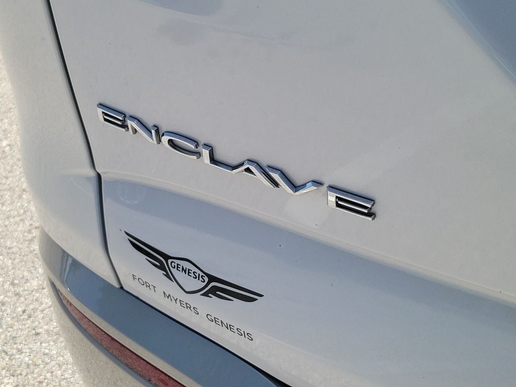 2020 Buick Enclave Essence
