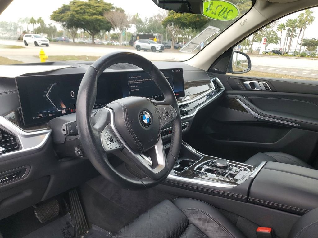 2024 BMW X7 xDrive40i