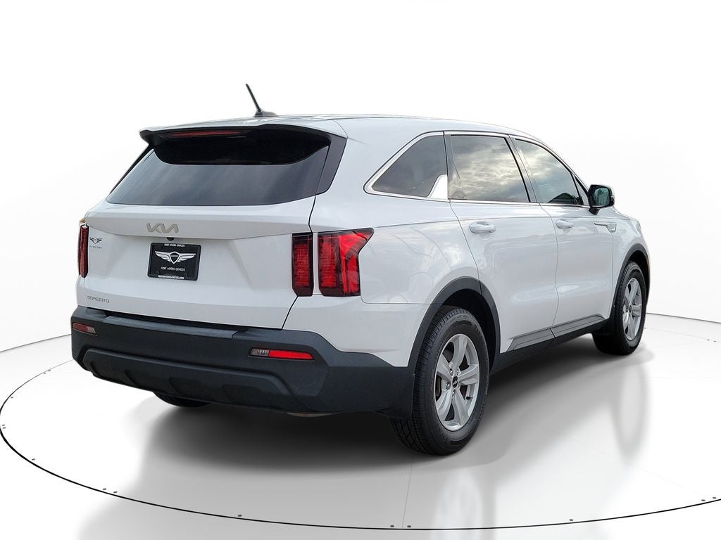 2023 Kia Sorento LX