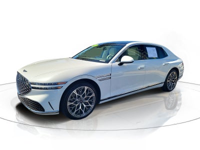 2024 Genesis G90 e-SC
