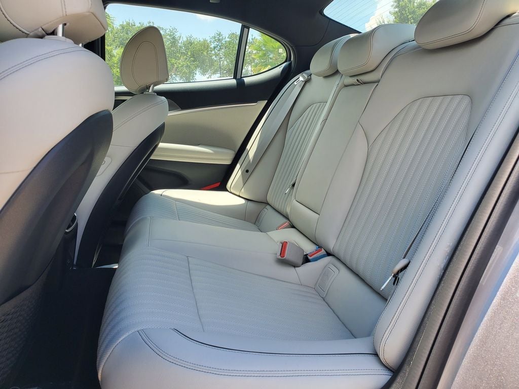 2025 Genesis G70 2.5T