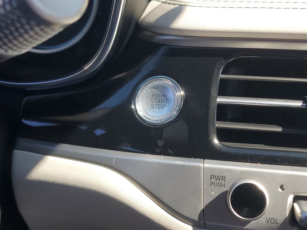 2025 Genesis G70 2.5T Certified