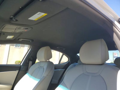 2025 Genesis G70 2.5T