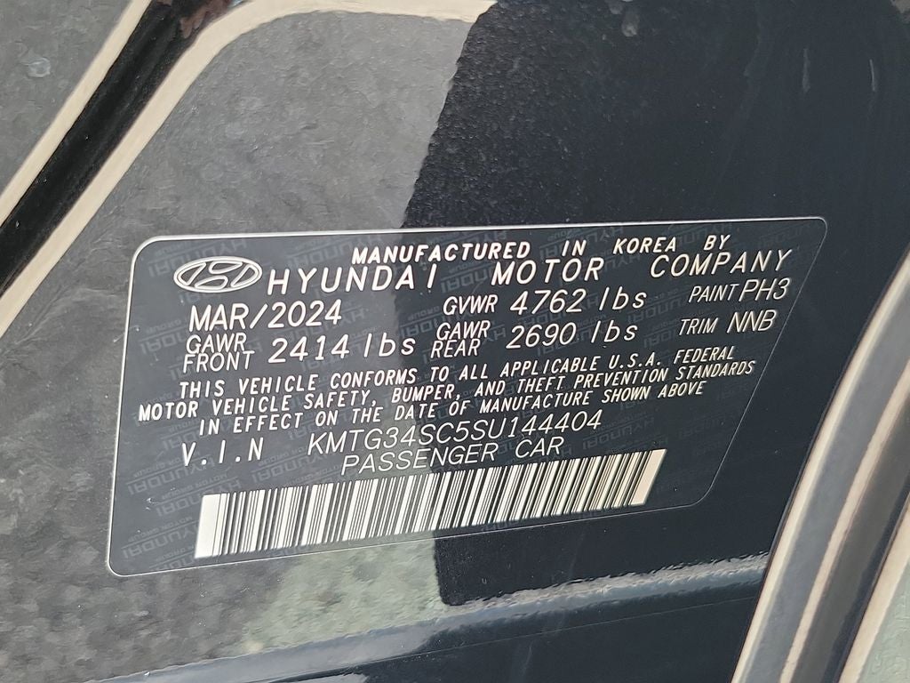 2025 Genesis G70 2.5T