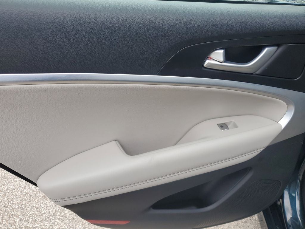 2023 Genesis G70 2.0T LIKE NEW CERTIFIED